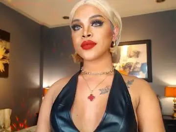 Chaturbate Free Porn Cam of urmajestytyra