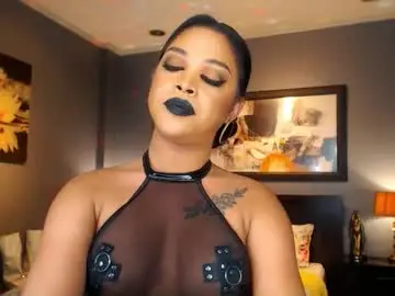 Chaturbate Watch Live Sex Cams of urmajestytyra
