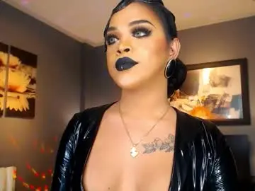 Chaturbate Watch Live Sex Cams of urmajestytyra