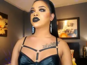 Chaturbate Watch Live Sex Cams of urmajestytyra