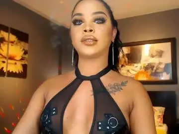 Chaturbate Live Porn of urmajestytyra