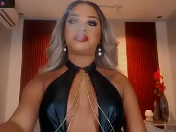 Chaturbate Adult Video Chat of urmajestytyra