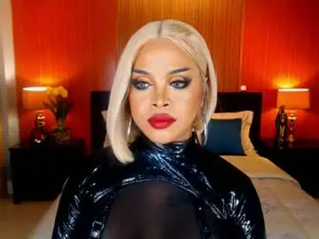 Chaturbate Live Sex of urmajestytyra