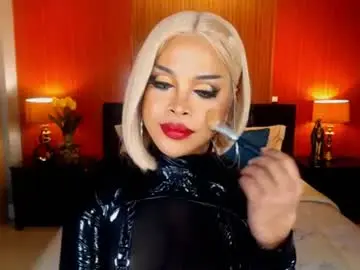 Chaturbate Watch Live Sex Cams of urmajestytyra