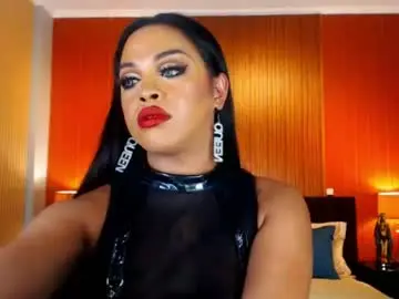 Chaturbate Free Porn Cam of urmajestytyra