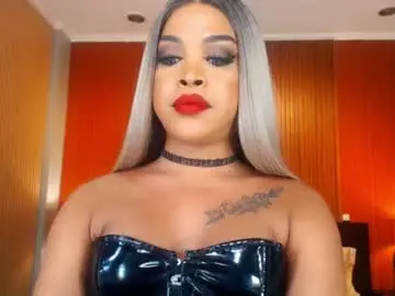 Chaturbate Free Porn Cam of urmajestytyra