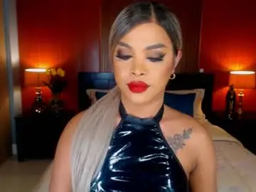 Chaturbate Watch Live Sex Cams of urmajestytyra