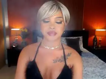 Chaturbate Free Porn Cam of urmajestytyra