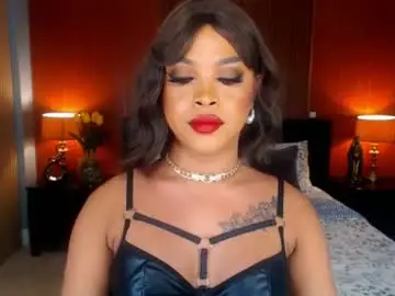 Chaturbate Watch Live Sex Cams of urmajestytyra