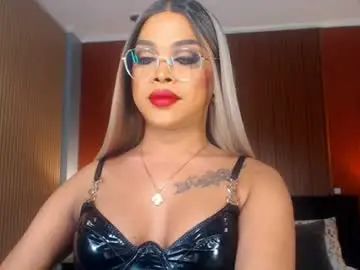 Chaturbate Live Porn of urmajestytyra