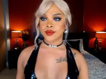 Chaturbate Adult Video Chat of urmajestytyra