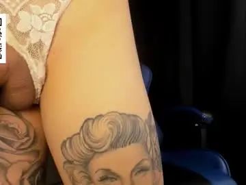 Chaturbate Watch Live Sex Cams of adelineefoxxx