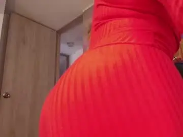 Chaturbate Live Sex Cam of adelineefoxxx