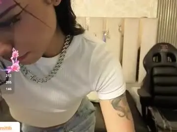 Chaturbate Live Sex Cam of andy_tay1