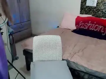 Chaturbate Live Sex Cam of cheska_wantsyouxxx