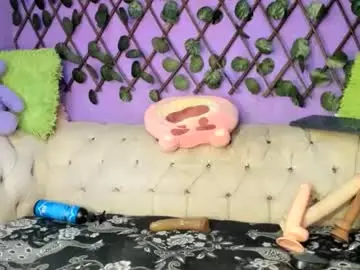 Chaturbate Nude Webcam of amydelahoz_8