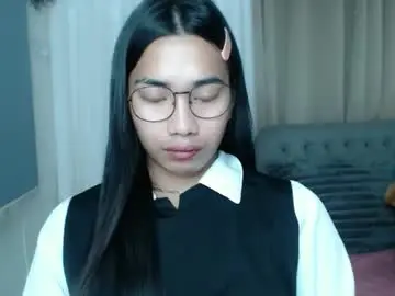 Chaturbate Live Porn of lovelymae18