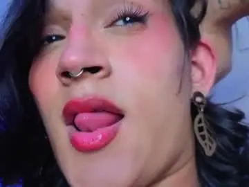 Chaturbate Live Porn of zoee_kiss_
