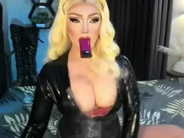 Chaturbate Best live sex cam show of misschannel4sub