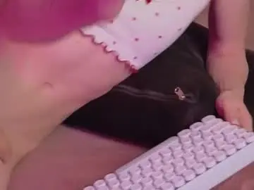 Chaturbate Sex Cam of mrs_mills