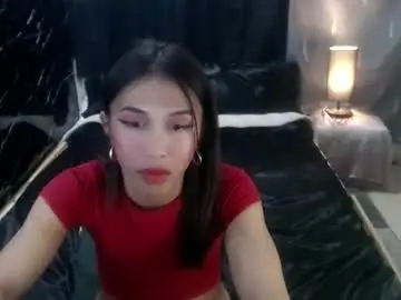 Chaturbate Live Sex Cam of urfantasy_sweetxcali69