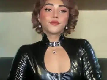 Chaturbate Live Sex Cam of yvonne_guidotti