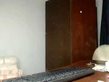 deliouscum from chaturbate