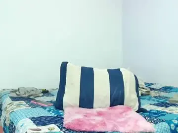 Chaturbate Adult Video Chat of emily_rousxxx