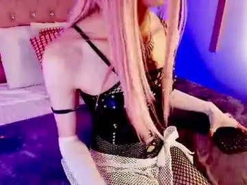 Chaturbate Live Sex Cam of daphne_velmont