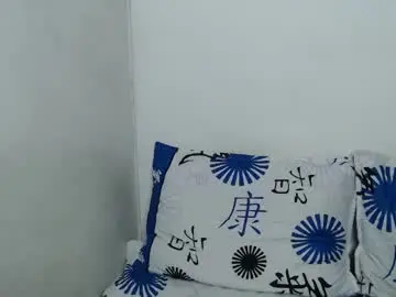 Chaturbate Live Sex Cam of tinaa_williams