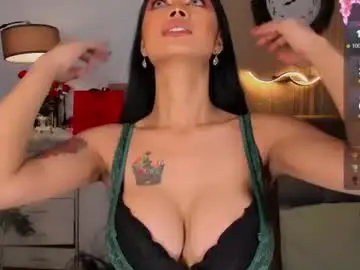Chaturbate Adult Video Chat of divinequeen