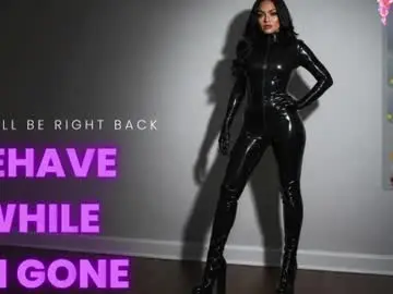 Chaturbate Live Sex Cam of divinequeen