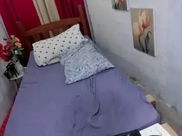 Chaturbate Free Porn Cam of silviahotline911