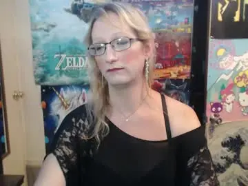Chaturbate Live Sex Cam of savanah_banana