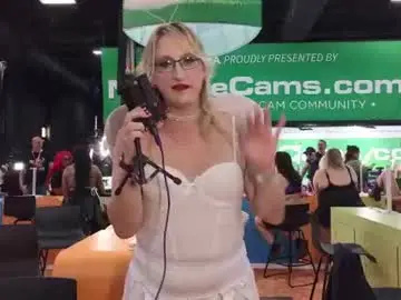 Chaturbate Live Sex Cam of savanah_banana