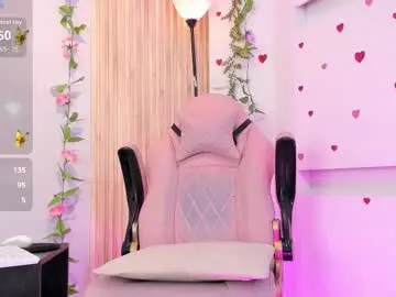 Chaturbate Nude Webcam of jaden_montgomeri