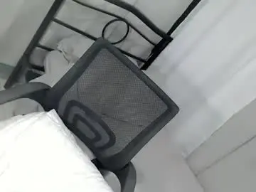 Chaturbate Sex Cam of tasteofinnocent69