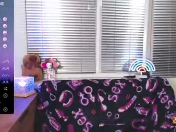 Chaturbate Live Sex Cam of spring_girl0
