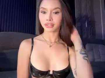 Chaturbate Free Live Porn of hugecockeightine