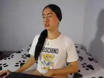 Chaturbate Adult Video Chat of alexis_brown11