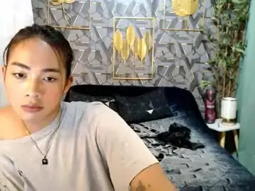 Chaturbate Live Sex Cam of andrea_hot_cummer