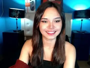 Chaturbate Live Sex Cam of ariana_queen_hugecock69