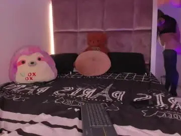 Chaturbate Live Sex Cam of noah_beck42