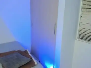 Chaturbate Best live sex cam show of bella_perri