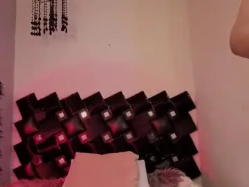 Chaturbate Live Sex of maddycooper_