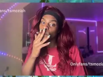 Chaturbate Best live sex cam show of tsmoziah