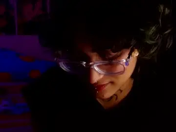 Chaturbate Free Porn Cam of stars4spider_