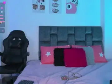 Chaturbate Free Porn Cam of isabella_moon9