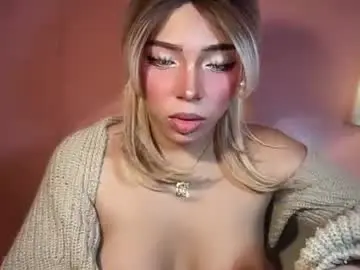 Chaturbate Live Sex Cam of make_me_proud19