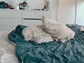 Chaturbate Watch Live Sex Cams of ceriselapine